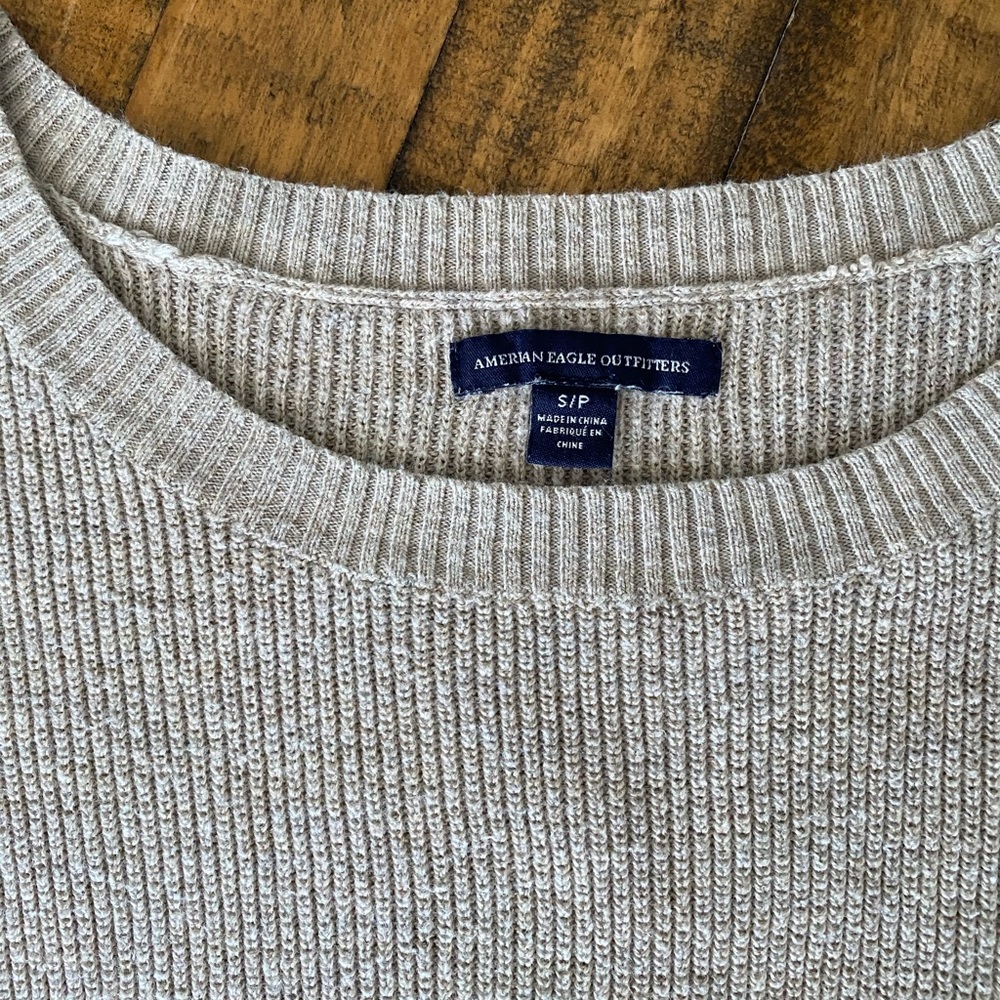 American Eagle Sweater - Picture 5 of 6